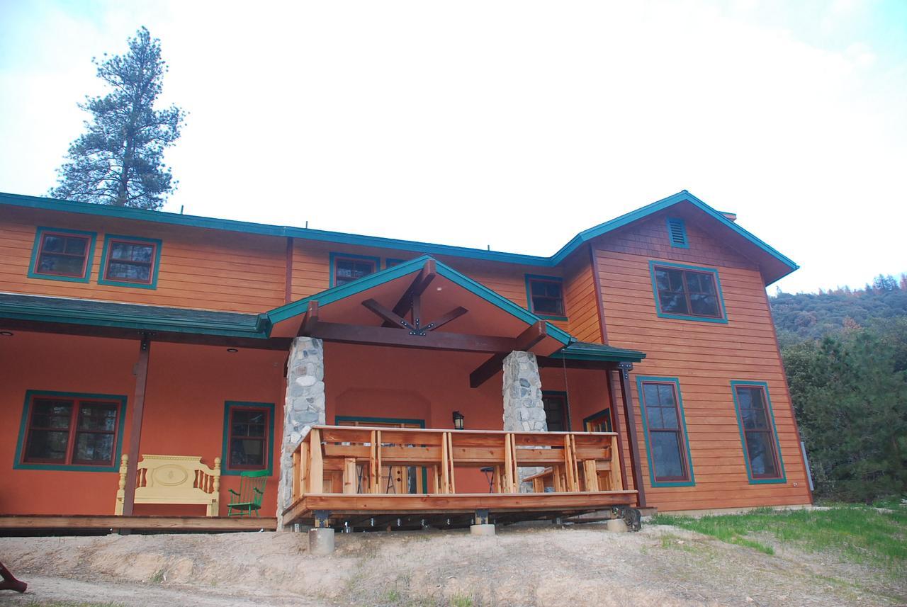 Sierra Trails Inn Mariposa Bagian luar foto